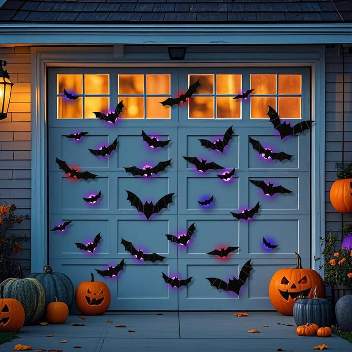 Lighted Halloween Bat Wall Decor™